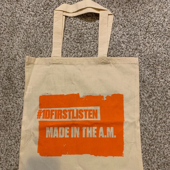 RARE One Direction Made in the AM First Listen Tote Bag - LIKE NEW - Picture 3 of 4